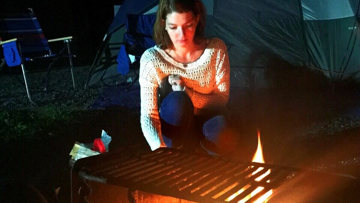     На Ставрополье с начала СВО рынок недвижимости продолжает лихорадить. В конце осени цены на первичное и вторичное жилье упали, однако спустя восемь месяцев спрос на квадратные метры так и не вырос.Что ищут сегодня покупатели, ждать ли снижения цен и рисковать ли с ипотекой — узнал NewsTracker.