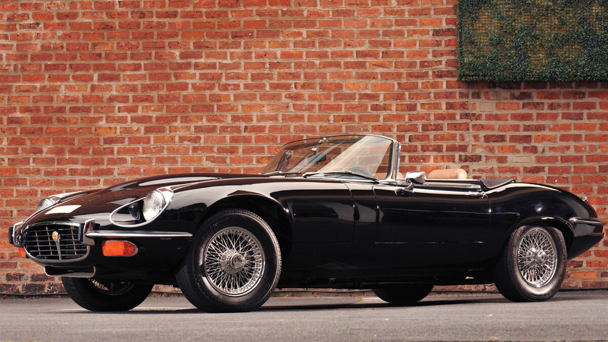 Jaguar e Type v12