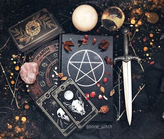 The witches tools by bone_witch