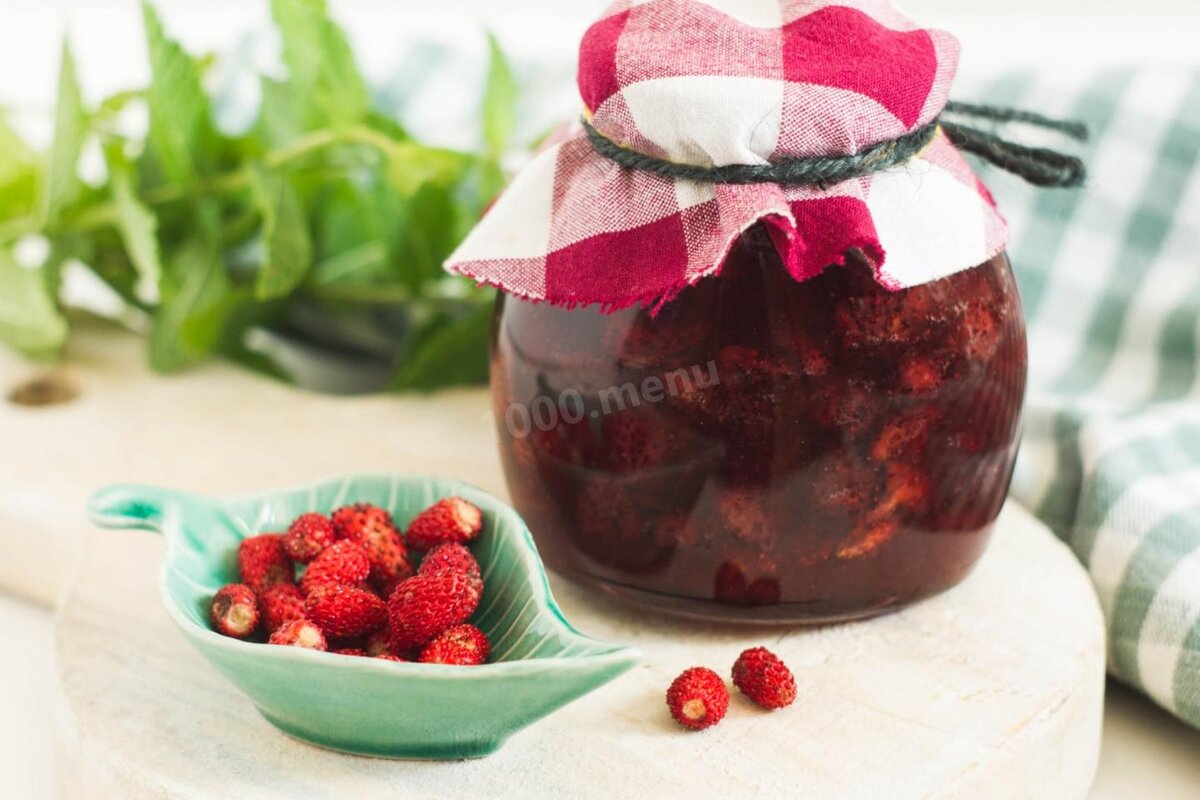 Компот из земляники Лесной