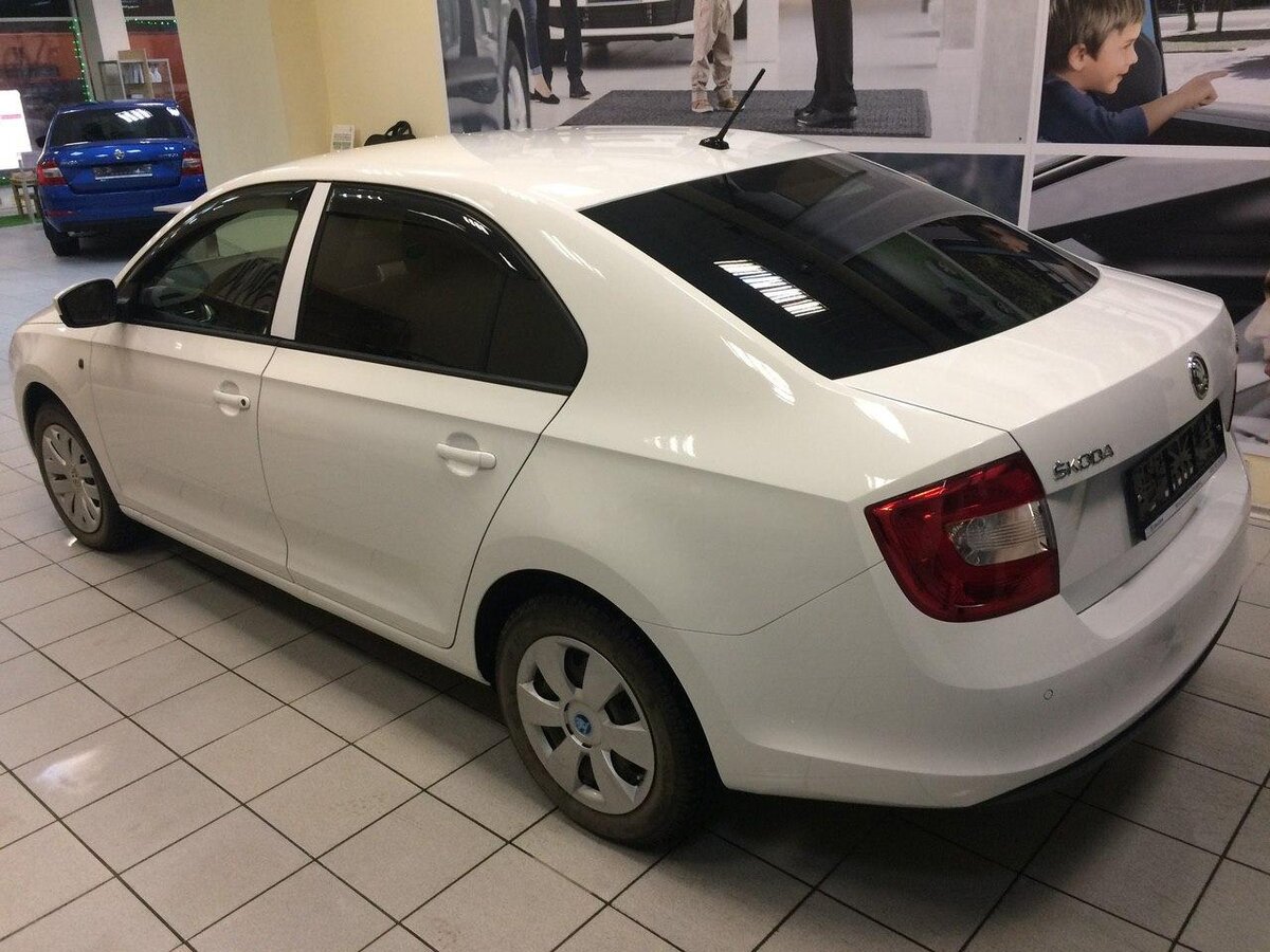 Skoda Rapid 1.6 MPI 5mt