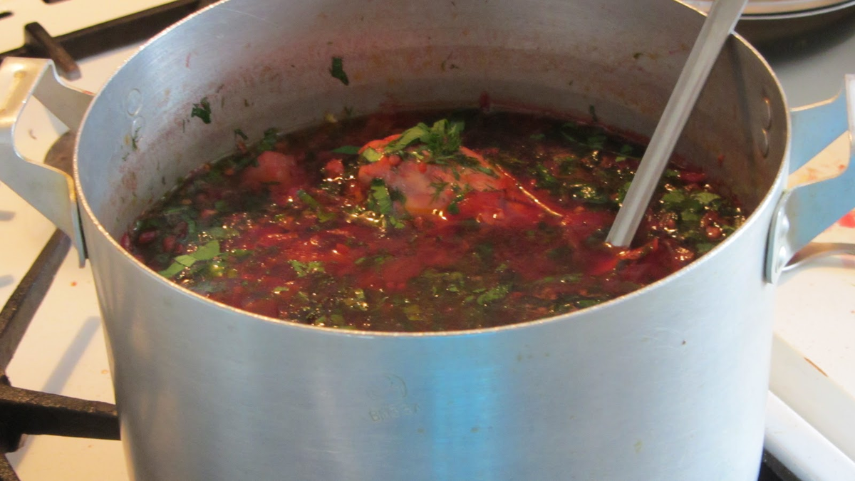 Фото из открытых источников. Борщ в пионерском лагере.