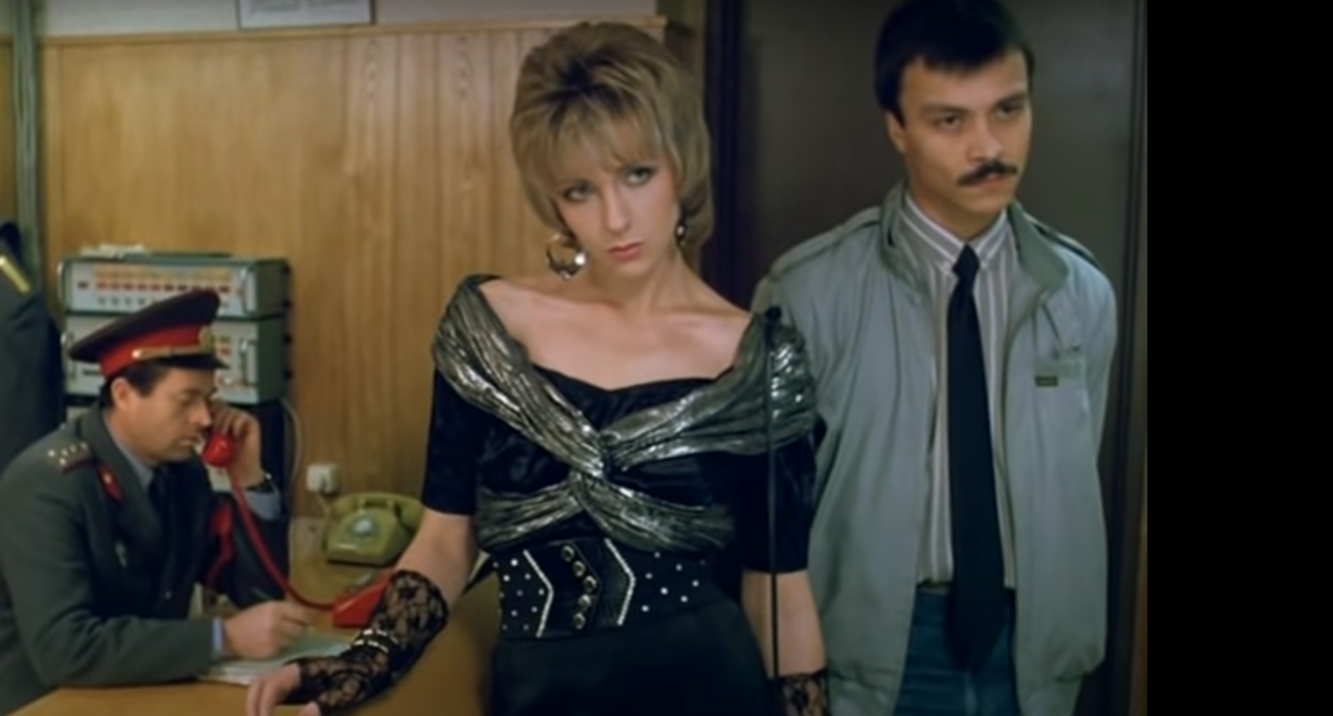 кадр из фильма "Интердевочка"