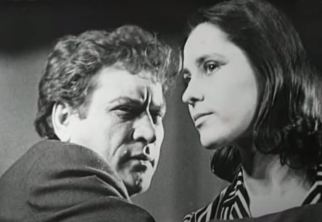 Алексей Глазырин и Алла Константинова в театре. Источник: cultin.ru