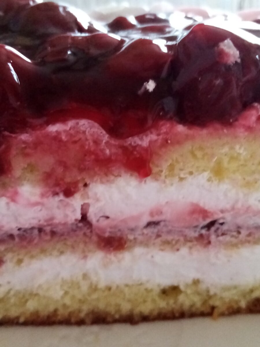 С виду он, конечно, красивый. 