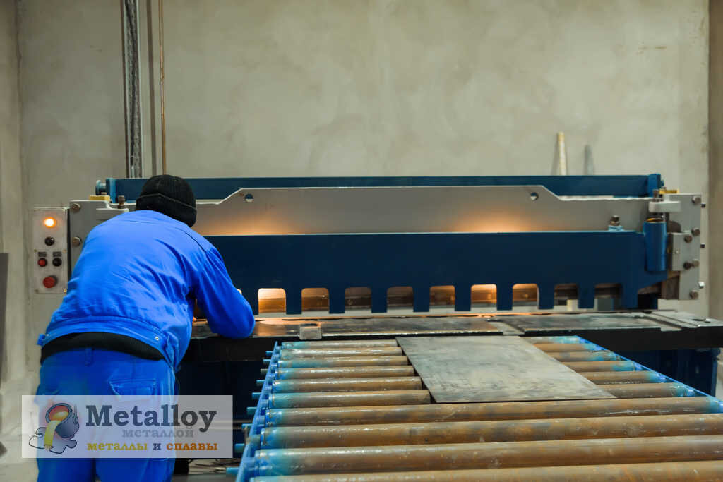 Штамповка деталей из листового металла