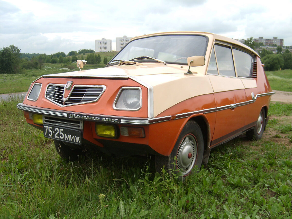 Самодельный автомобиль "Фантазия" из алюминия