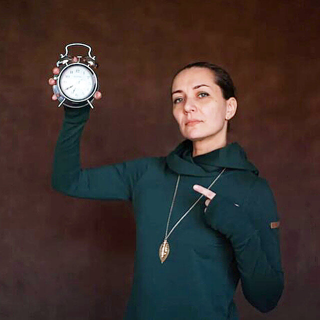 Я за вами минуты не считаю...)))