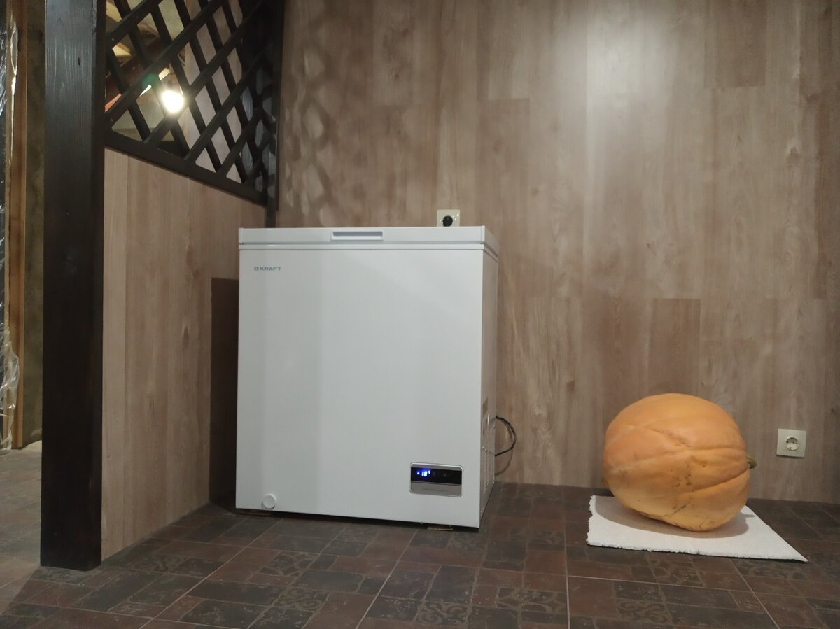 Фото из личного архива, подсобное помещение в цокольном этаже