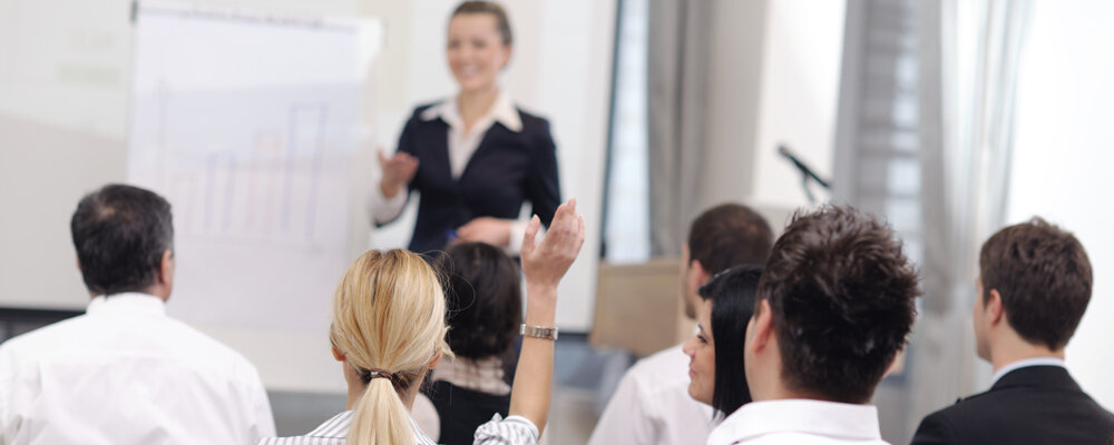 Можно ли обучением по охране труда заменить инструктаж?