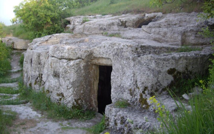 Раскопки на горе Аю-Даг, г. Алушта