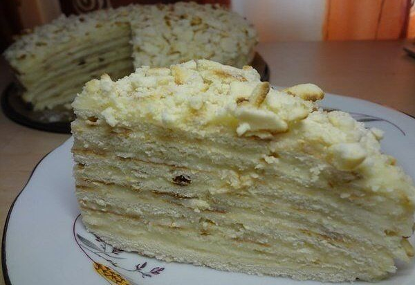 фото: http://kulinaroff.org/tvorozhnyj-tort-na-skovorode-za-10-minut/