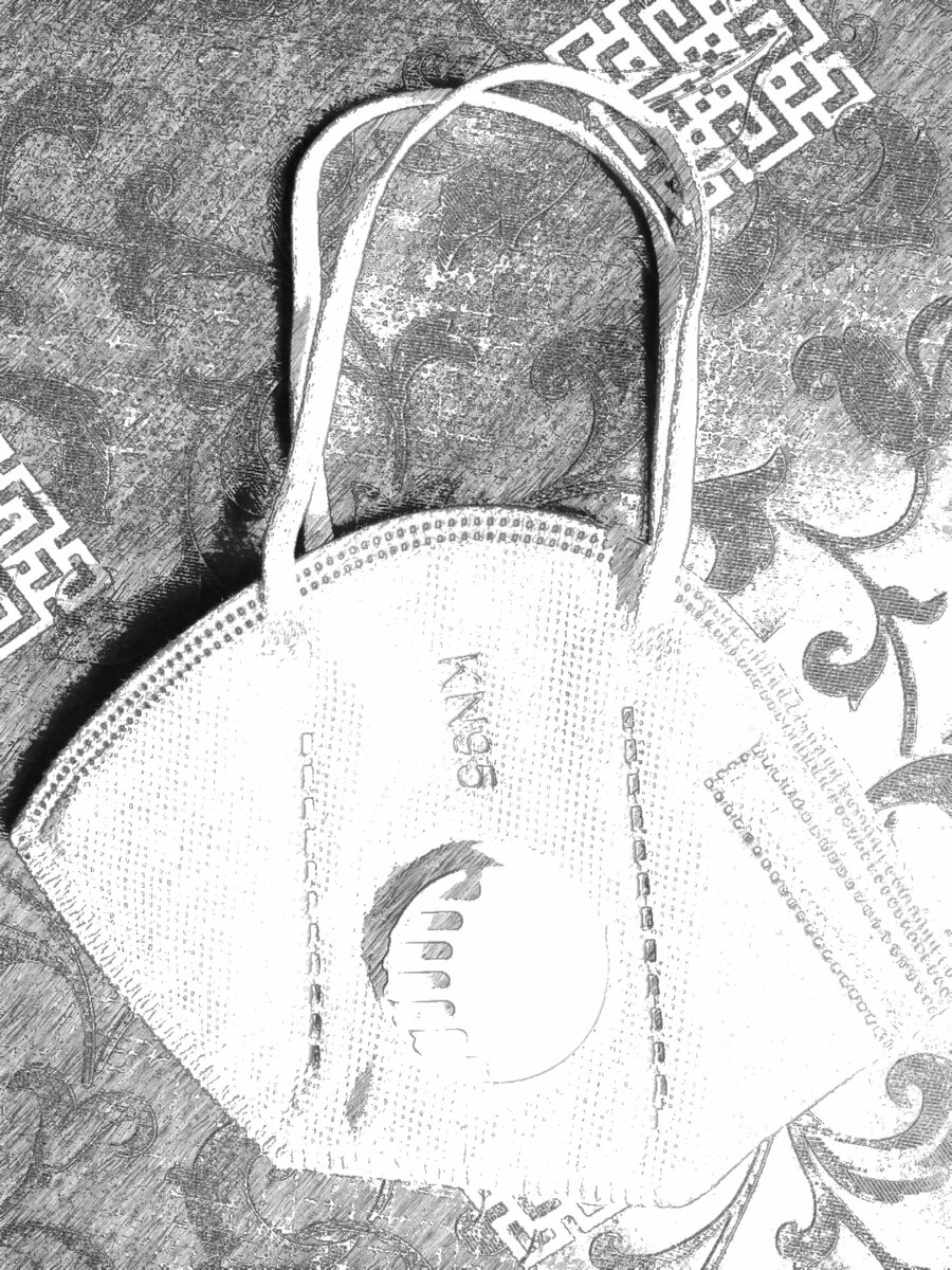 Фотку сделала в карандашном стиле.