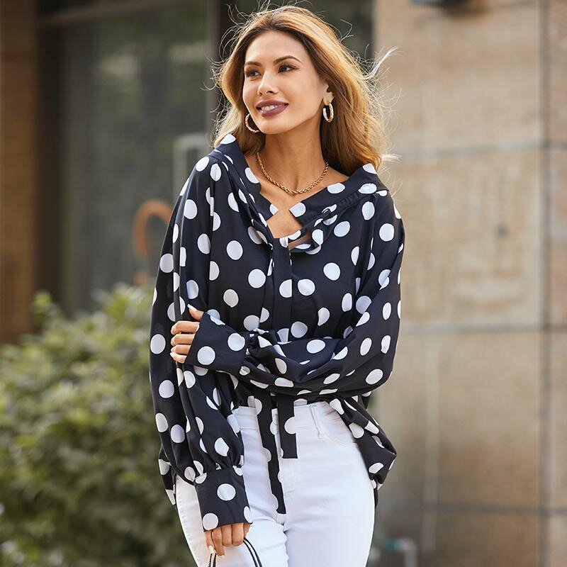 Модные свитеры 2022-2023, актуальные модели и фасоны женских свитеров и кофт