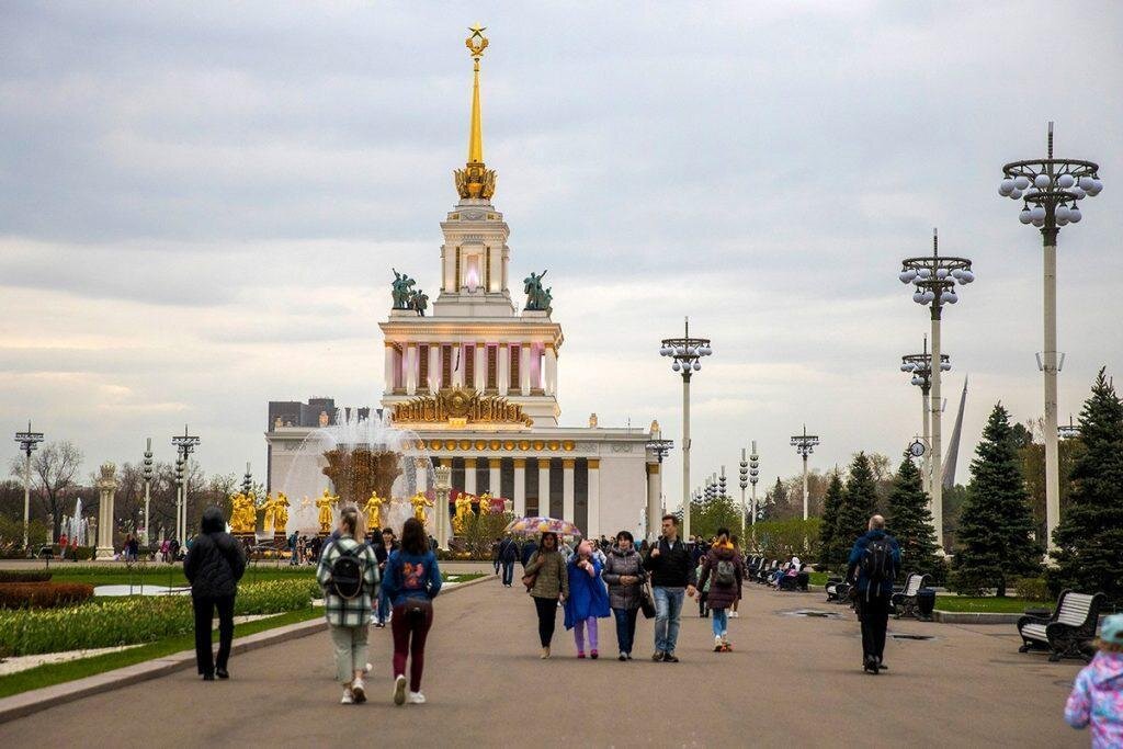 Вднх 2024 голосование. ВДНХ Беларусь. Администрация ВВЦ. Глаз на ВДНХ. ВДНХ павильон Беларусь БЕЛАЗ фото