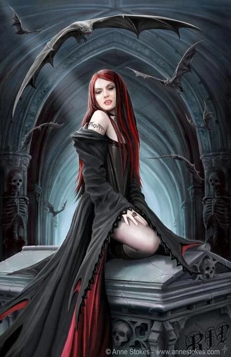 Vampire By Anne Stokes