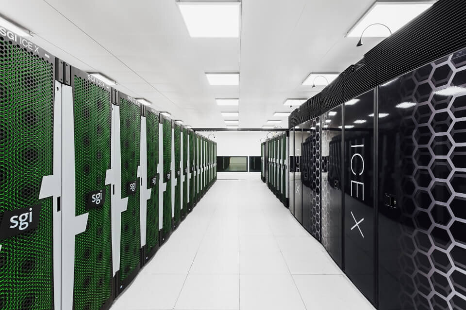    В Чехии мощность суперкомпьютера пришлось снизить на треть