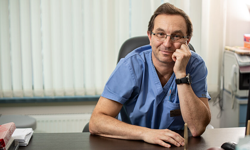 «Лучшая операция — та, которую ты не сделал». Нейрохирург Матвей Лившиц