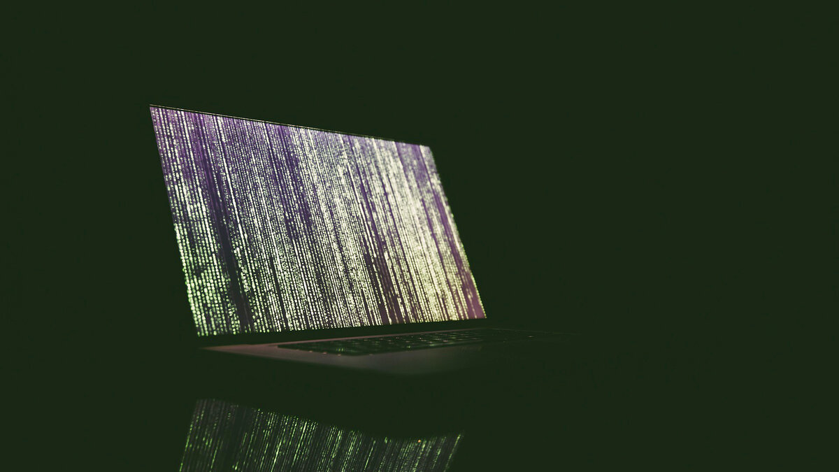 Что такое DDoS-атака — простыми словами