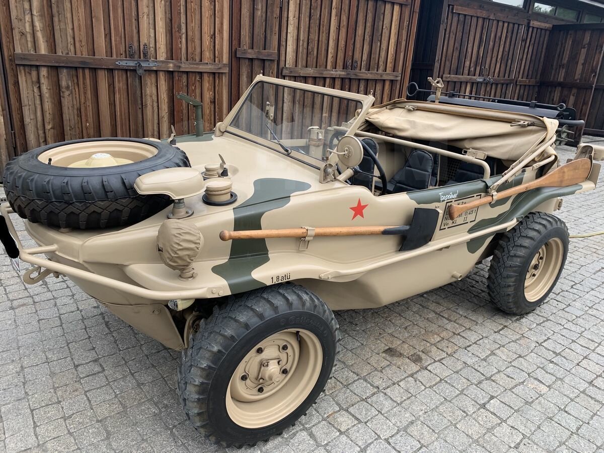 Звёзды на бортах фашистского "корыта" умиляют