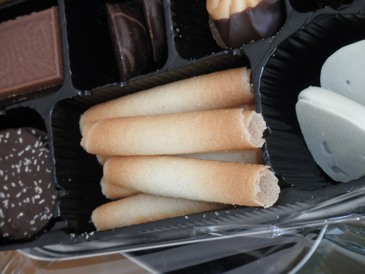 Печеньки называются русские сигареты.