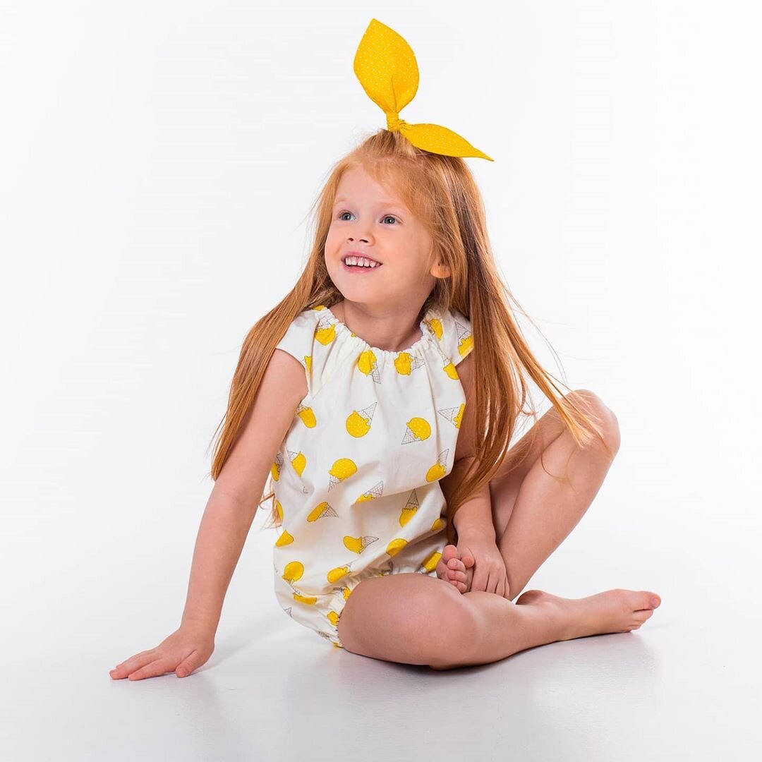 Девочка припевочка. Девочка припевочка такая вся в наколочках. Девочка припевочка. Смешные девочки припевочки. Три девочки припевочки.