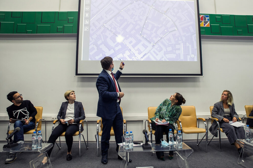 Сессия Дептранса с активными гражданами Москвы в нашем Университете