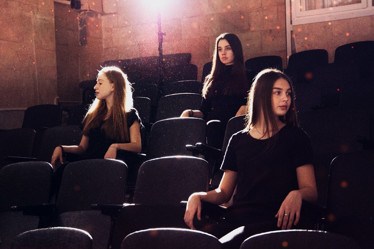 фото Klara Kulikova (Unsplash)