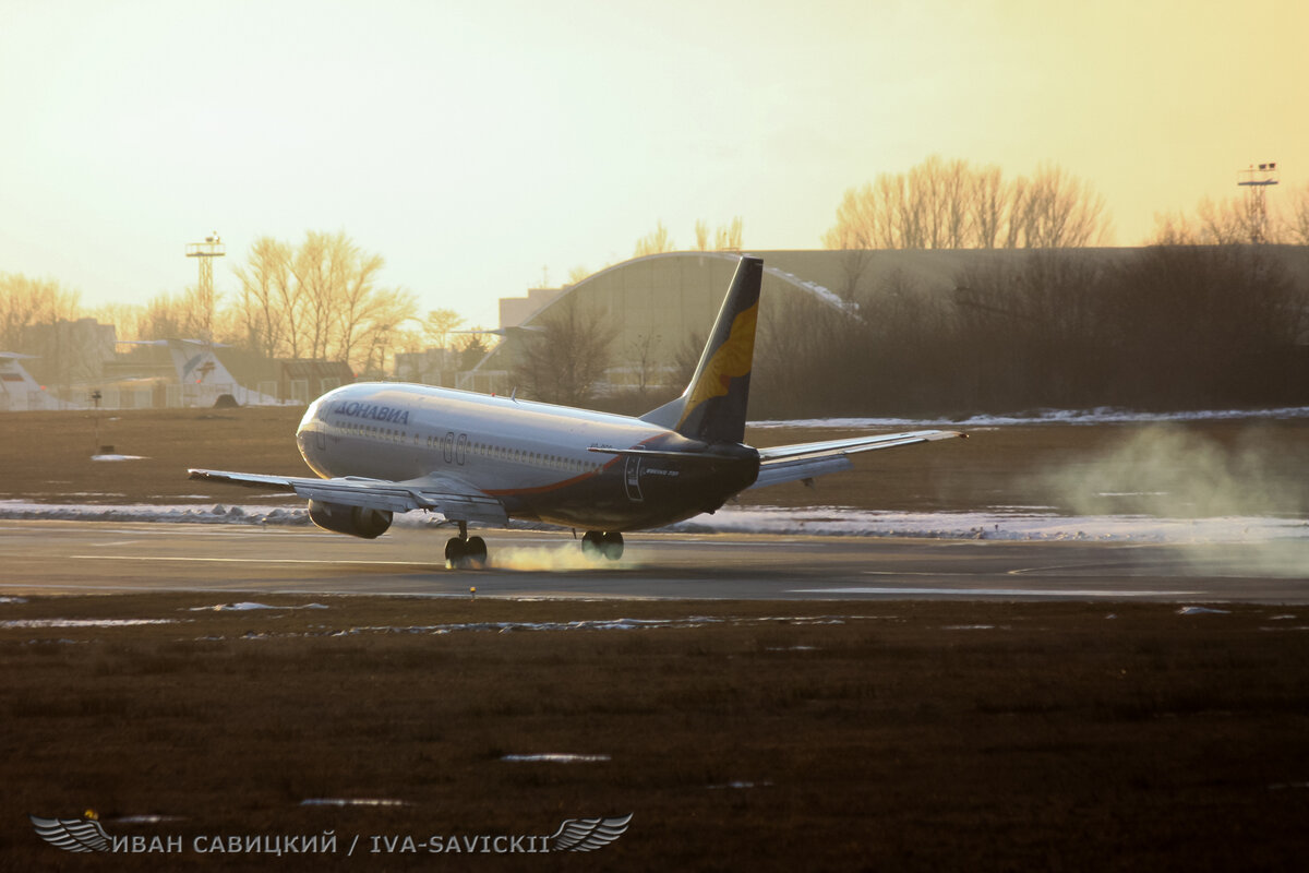 Boeing-737, Донавиа