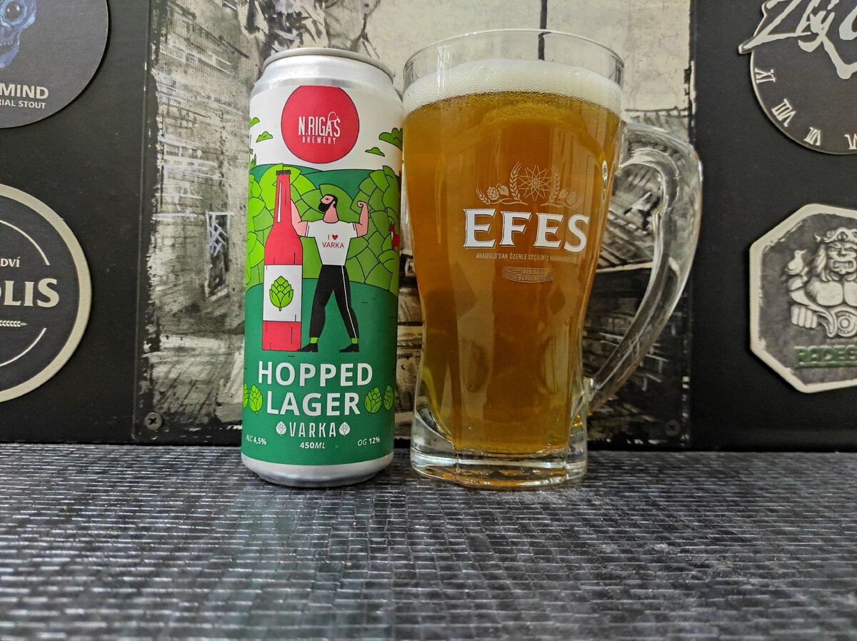 Varka Hopped Lager в кружке Efes