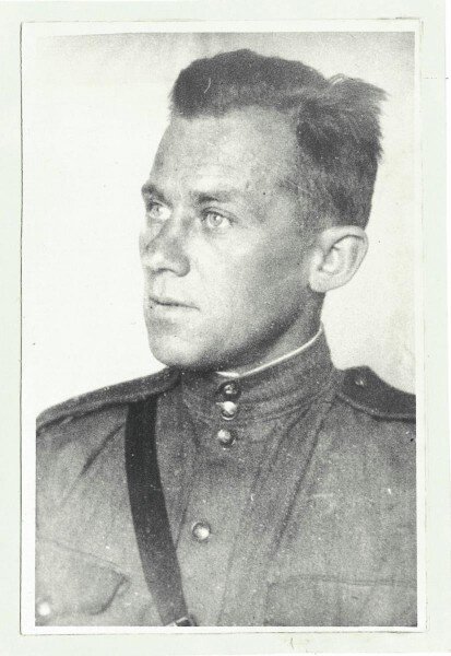 Иван Васильевич Васильев (1909—1977) — один из первых советских самбистов, призёр чемпионатов СССР, первый самбист, получивший звание Заслуженный мастер спорта СССР, Заслуженный тренер СССР и судья всесоюзной категории, участник Великой Отечественной войны. 
