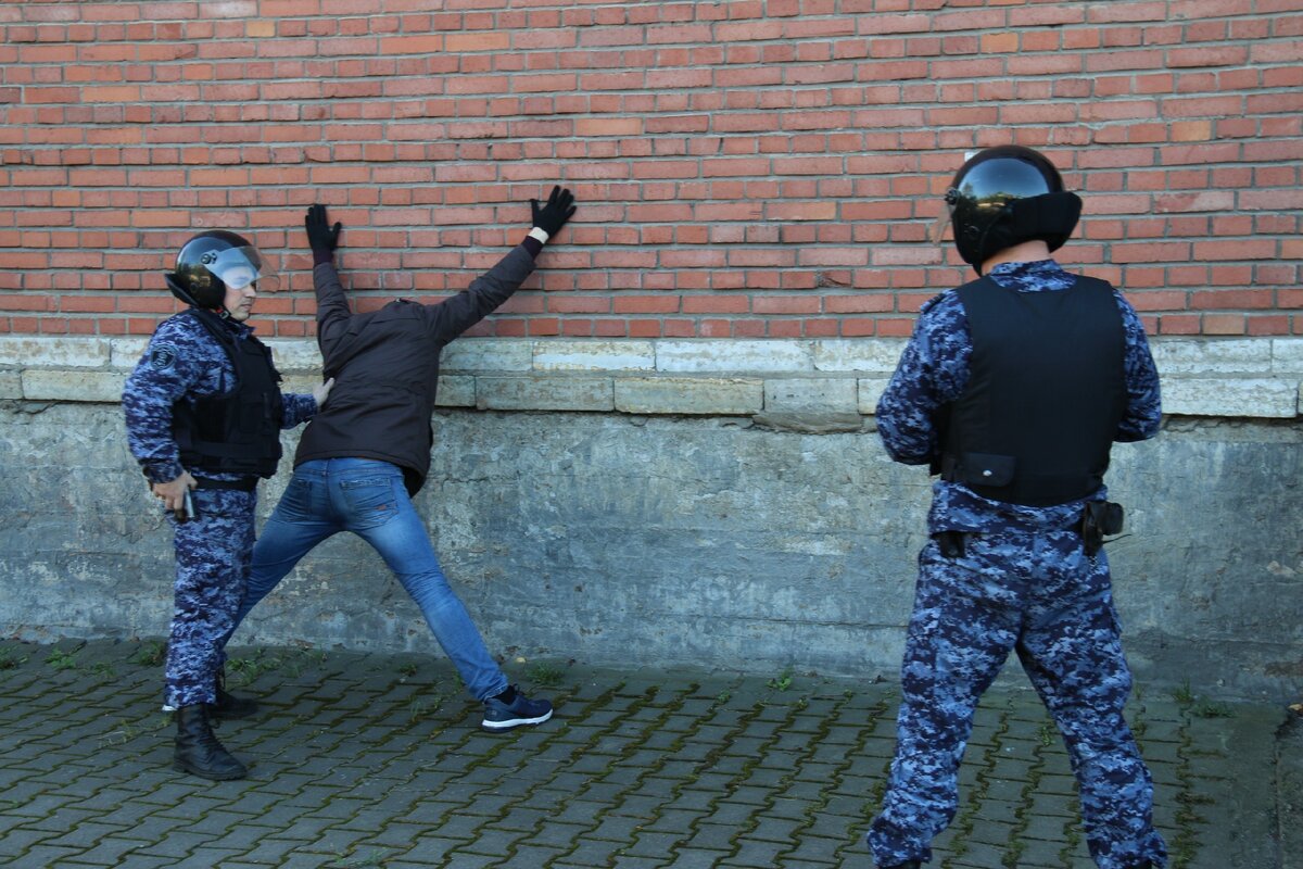 Полиция шок. Ово Росгвардия вневедомственная охрана. ГБР вневедомственная охрана. Охрана объектов полицией. Группа задержания ово.