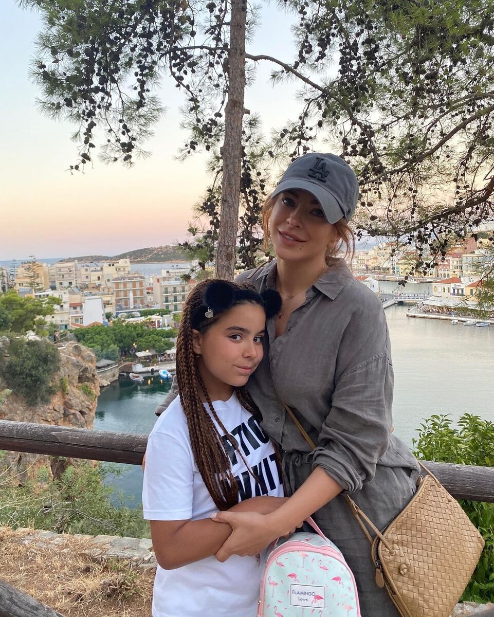 Ани Лорак с Софией. Фото @anilorak.