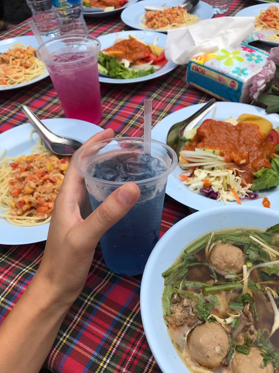 Местные угощения на свадьбе