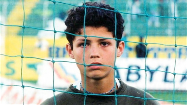 Криштиану в детстве. Источник: https://sm-news.ru