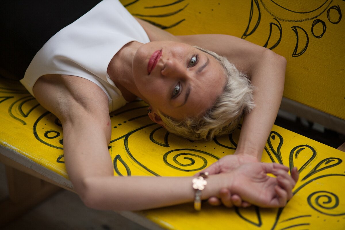 Женщина так уязвима в первый год после рождения ребенка. И конечно в этот период очень важна финансовая стабильность