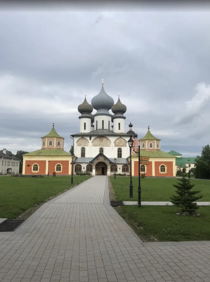 Тихвинский Богородичный Успенский монастырь