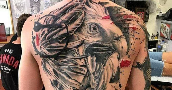 Tatuajes en la espalda hombre
