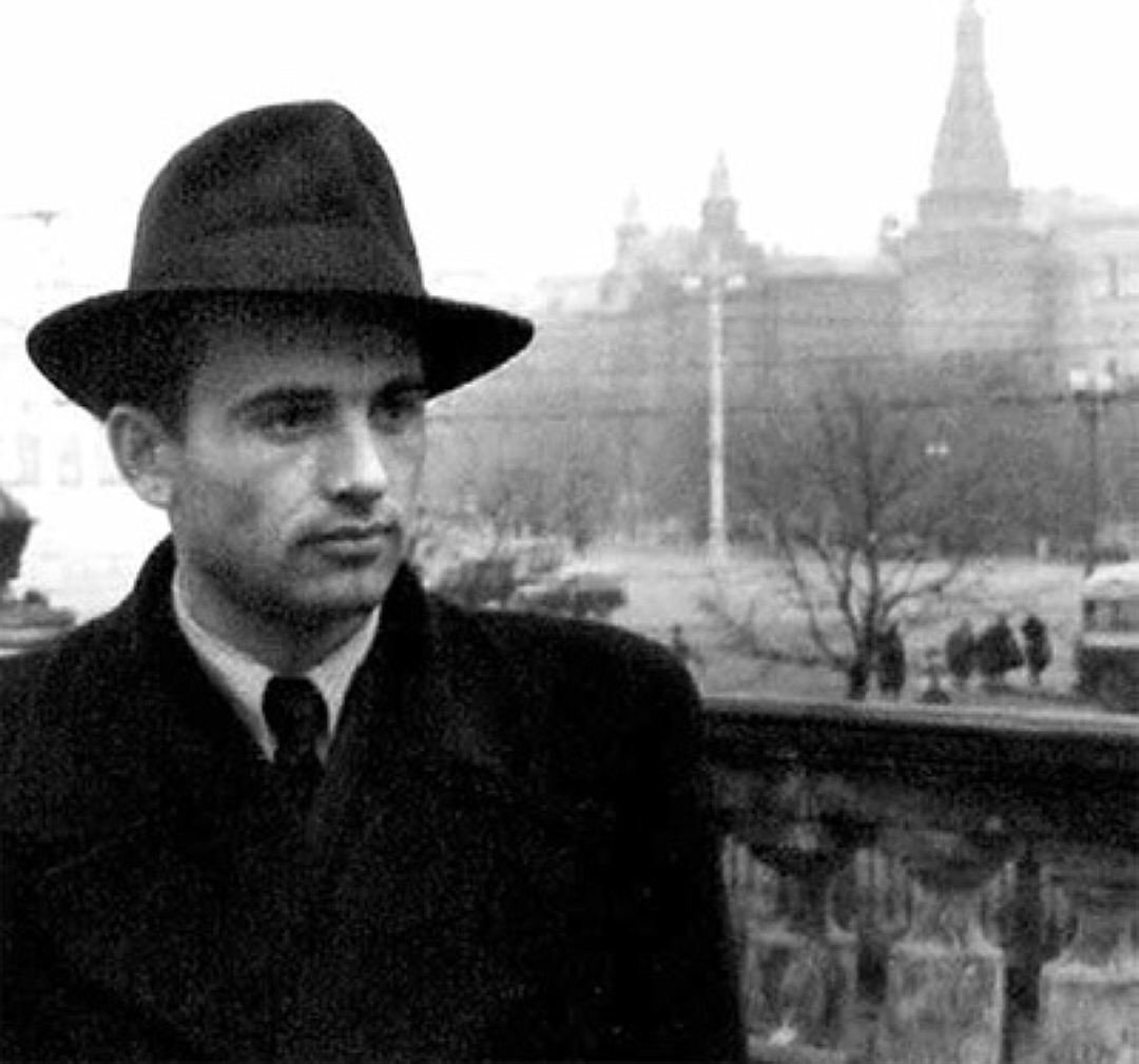 Михаил Горбачев