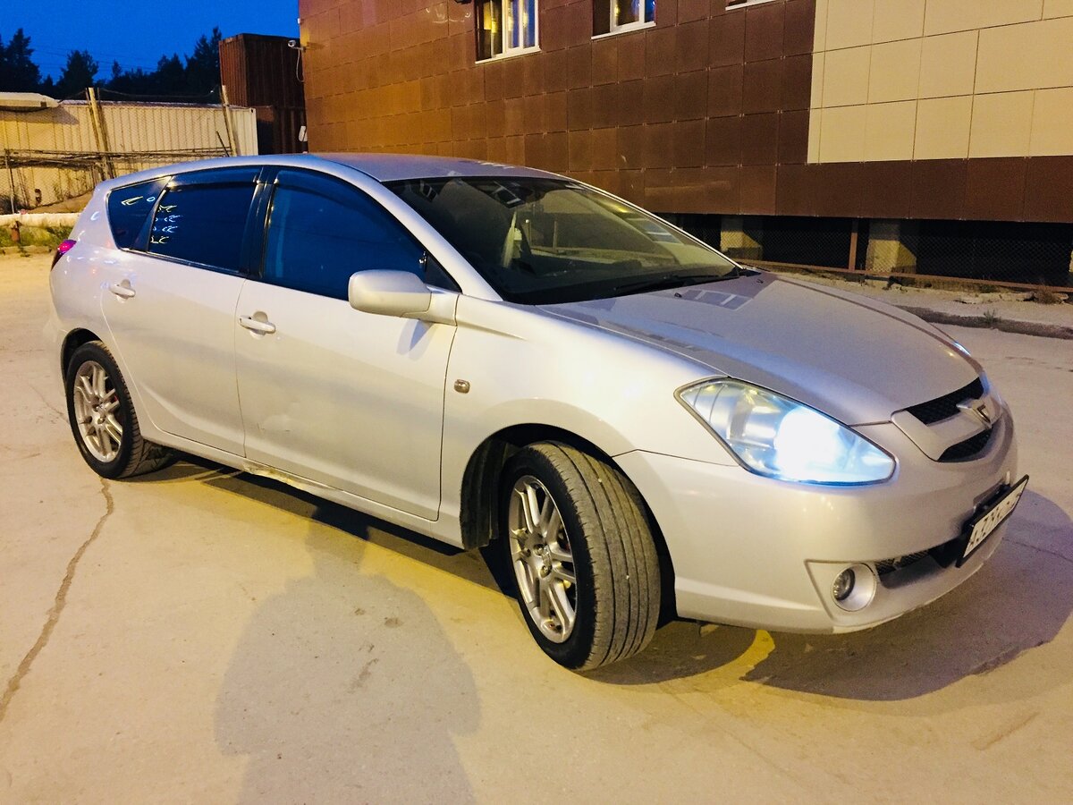 Toyota Caldina 2003 салон