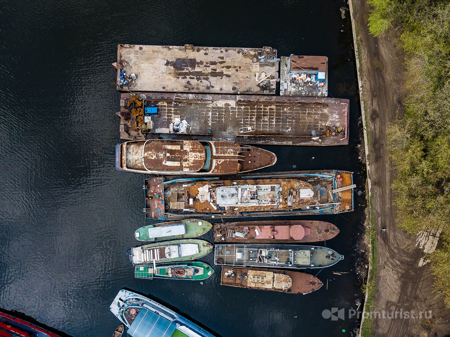 В Москве обнаружено кладбище кораблей. Недалеко от центра. Показываю фотки ☠️?⛴12