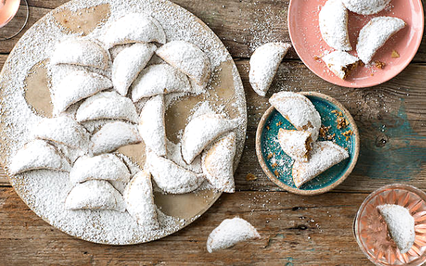 Пасхальные сладости острова Крит: Легендарная патуда - греческое печенье с ореховой начинкой