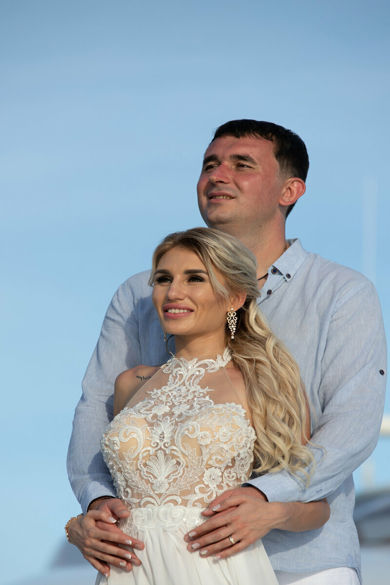 Добавьте описание