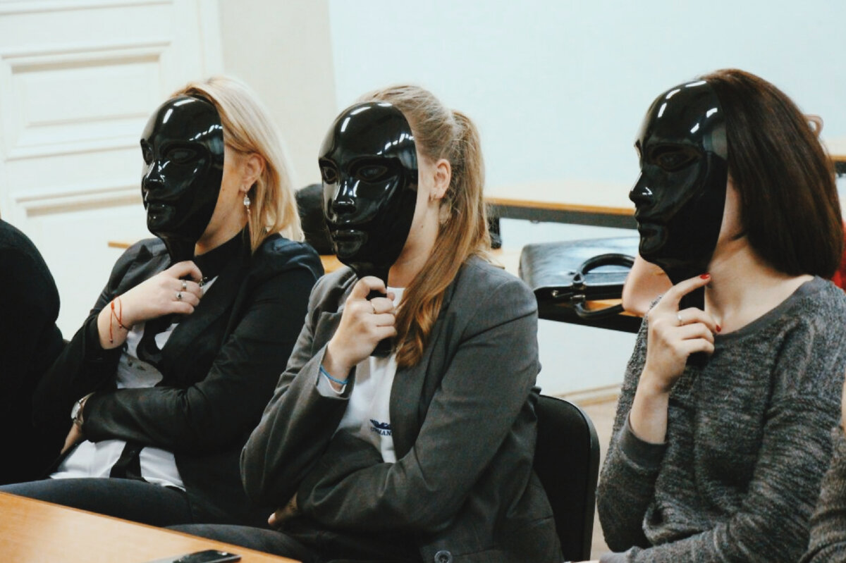 Во многих маф-клубах есть круг постоянных посетителей