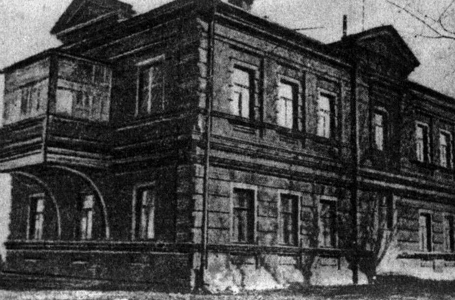 Дом Джейн Мак-Гиль. Сегодня историческая двухэтажка заброшена.