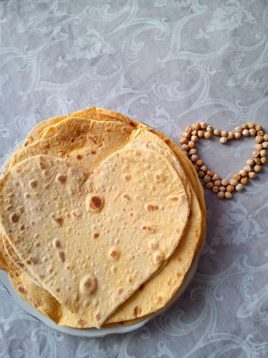 Фото автора. Готовый лаваш из тыквы.