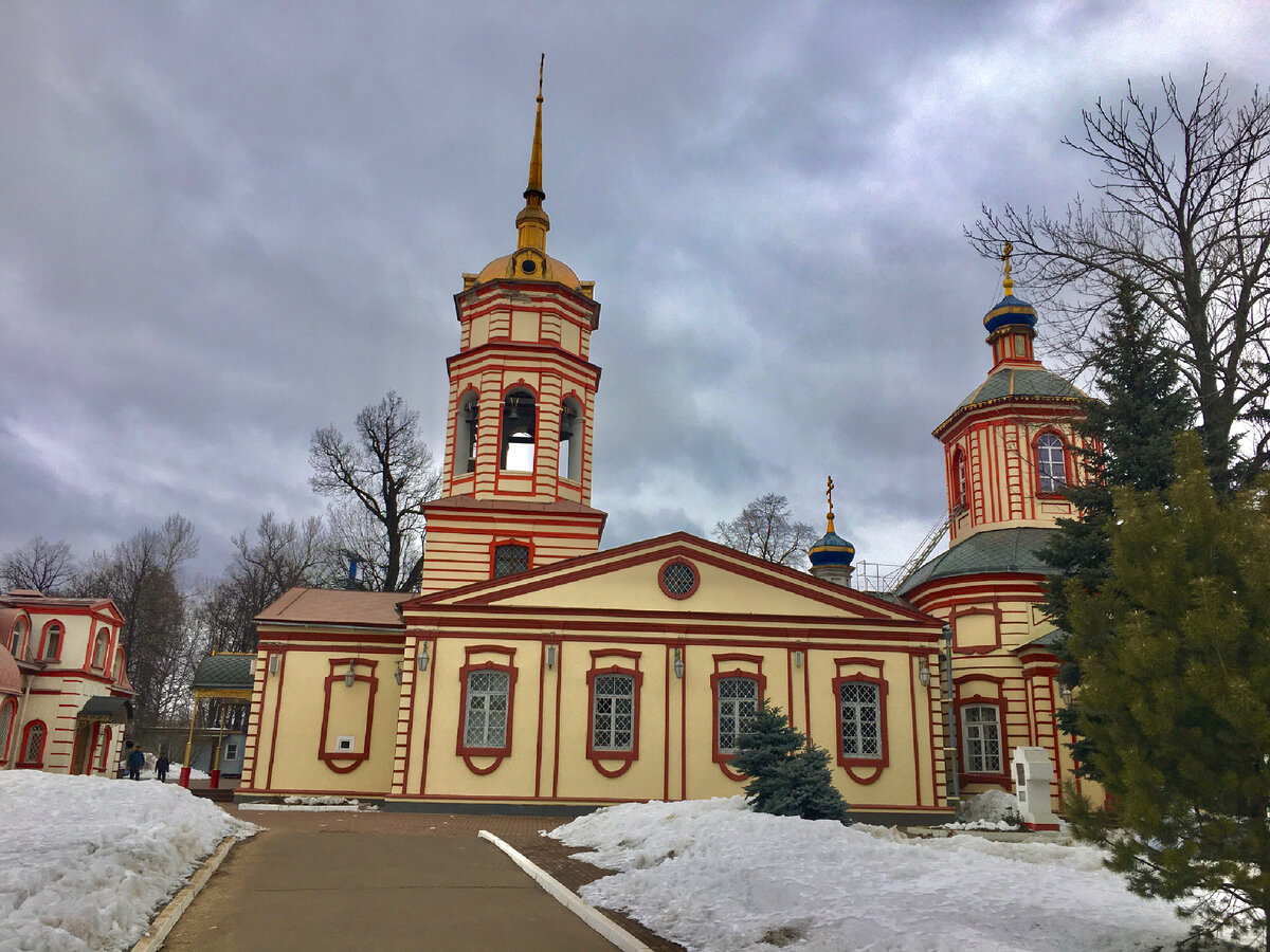 Крестовоздвиженская церковь (1763; 1993-1995)