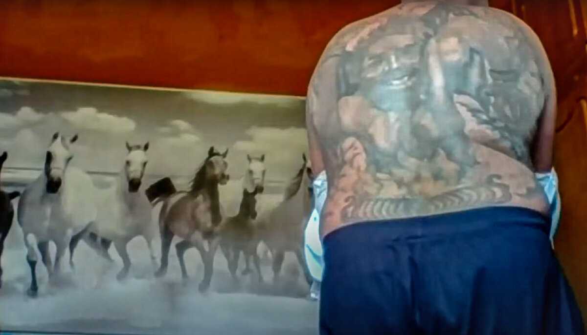 На фото: Валера Валет