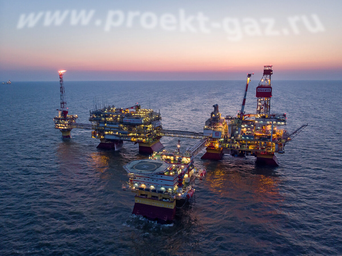 Добывающая платформа (коллаж)