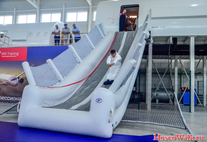 Кадр с moscowalk